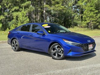 Used 2023 Hyundai Elantra SEL w/ Convenience Package image 1