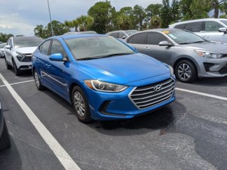 Used 2017 Hyundai Elantra SE w/ Cargo Package image 1