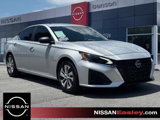 Used 2024 Nissan Altima 2.5 S image 1