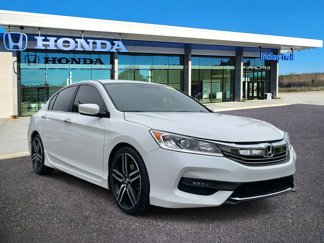 Used 2017 Honda Accord Sport image 1
