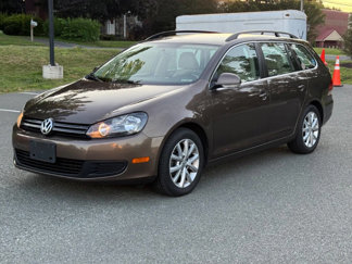 Used 2011 Volkswagen Jetta SE image 1