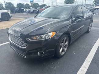 Used 2013 Ford Fusion SE image 1