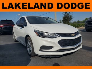 Used 2017 Chevrolet Cruze LT image 1