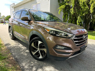 Used 2016 Hyundai Tucson Sport image 1