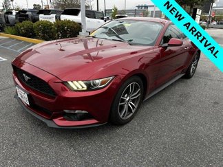 Used 2017 Ford Mustang Coupe image 1