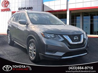 Used 2019 Nissan Rogue SV image 1