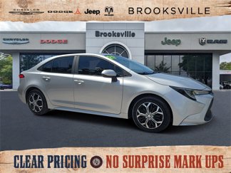 Used 2021 Toyota Corolla LE image 1