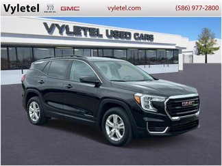 Certified 2022 GMC Terrain SLE w/ Driver Convenience Package image 1
