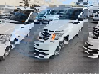 Used 2018 Dodge Grand Caravan SE image 1