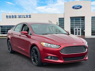 Used 2016 Ford Fusion SE w/ Equipment Group 202A image 1