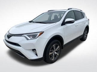 Used 2018 Toyota RAV4 XLE image 1