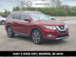Used 2020 Nissan Rogue SL w/ Premium Package image 1