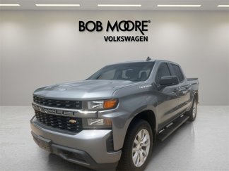 Used 2020 Chevrolet Silverado 1500 Custom w/ Custom Value Package image 1