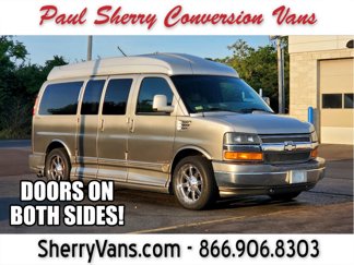 Used 2009 Chevrolet Express 1500 w/ Preferred Equipment Group image 1