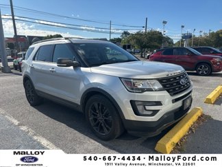 Used 2017 Ford Explorer XLT w/ Equipment Group 202A image 1