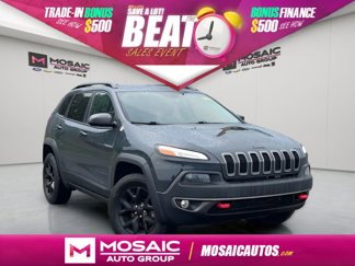 Used 2018 Jeep Cherokee Trailhawk w/ Cold Weather Group image 1