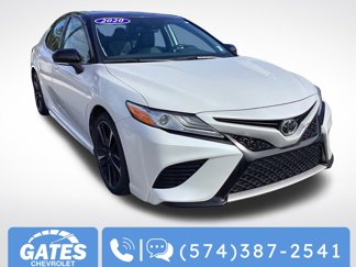 Used 2020 Toyota Camry XSE image 1