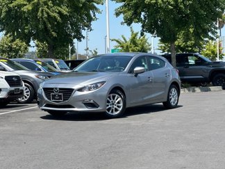 Used 2016 MAZDA MAZDA3 i Sport w/ Preferred Equipment Package image 1
