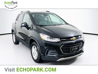 Used 2020 Chevrolet Trax LT w/ LT Convenience Package image 1