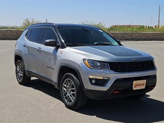 Used 2017 Jeep Compass Trailhawk image 1