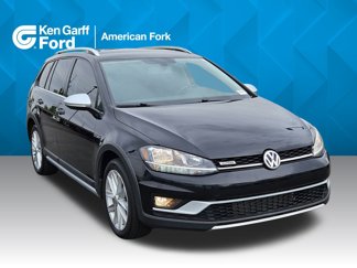 Used 2019 Volkswagen Golf Alltrack S image 1