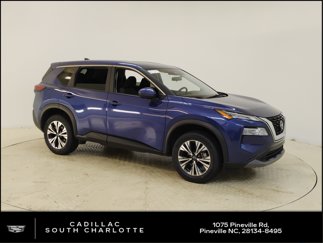 Used 2023 Nissan Rogue SV image 1