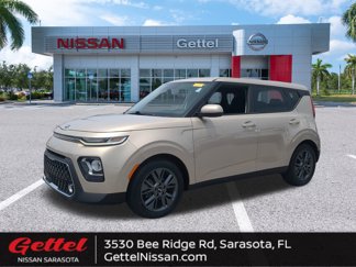 Used 2020 Kia Soul EX image 1