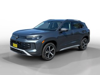 New 2025 Volkswagen Tiguan SE image 1