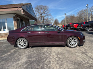 Used 2013 Lincoln MKZ image 1