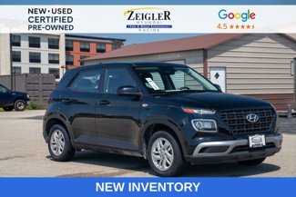 Certified 2021 Hyundai Venue SE image 1