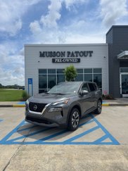 Used 2023 Nissan Rogue SV image 1