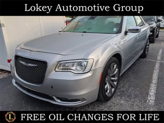 Used 2019 Chrysler 300 Limited w/ Safetytec Plus Group image 1