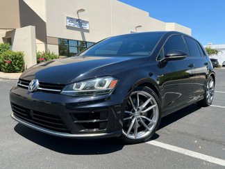 Used 2017 Volkswagen Golf R 4-Door image 1