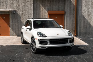 Used 2017 Porsche Cayenne Turbo image 1