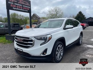 Used 2021 GMC Terrain SLT image 1