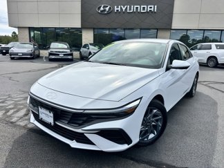 Certified 2024 Hyundai Elantra Blue image 1