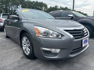 Used 2015 Nissan Altima 2.5 S w/ Display Audio Package image 1