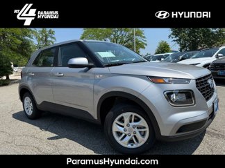 New 2025 Hyundai Venue SE image 1
