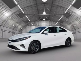 Used 2023 Kia Forte LXS image 1