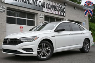 Used 2019 Volkswagen Jetta R-Line image 1