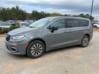New 2025 Chrysler Pacifica Select image 1