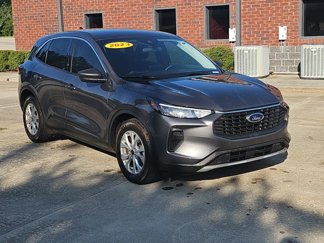 Used 2023 Ford Escape Active image 1