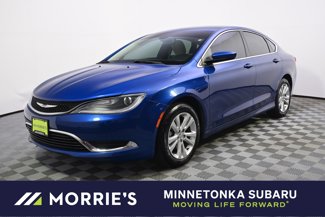 Used 2016 Chrysler 200 Limited image 1