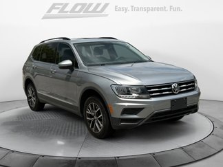 Used 2020 Volkswagen Tiguan SE image 1