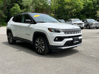 Used 2022 Jeep Compass Limited image 1