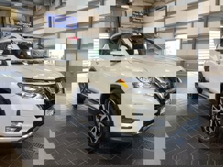 Used 2019 Nissan Rogue SL image 1