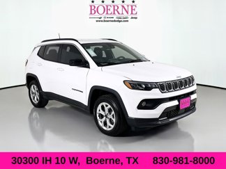 New 2025 Jeep Compass Latitude image 1