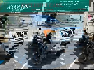Used 2014 Nissan Titan SV image 1