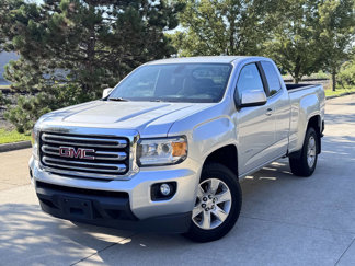 Used 2015 GMC Canyon SLE image 1