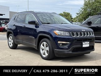 Used 2017 Jeep Compass Latitude w/ Popular Equipment Group image 1